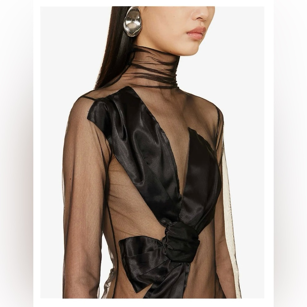 ACNE STUDIOS
Sheer turtleneck top